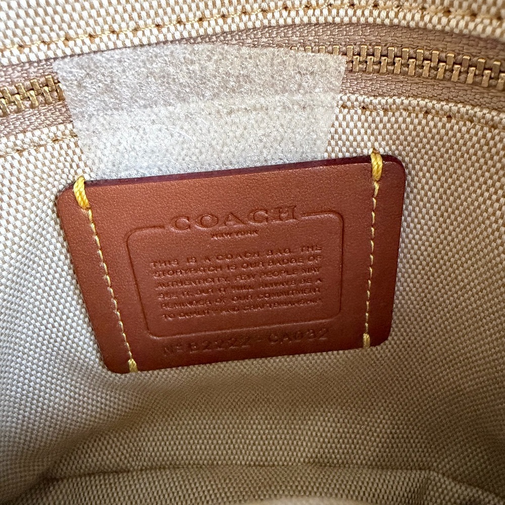 Coach bag - Picture 10 of 12